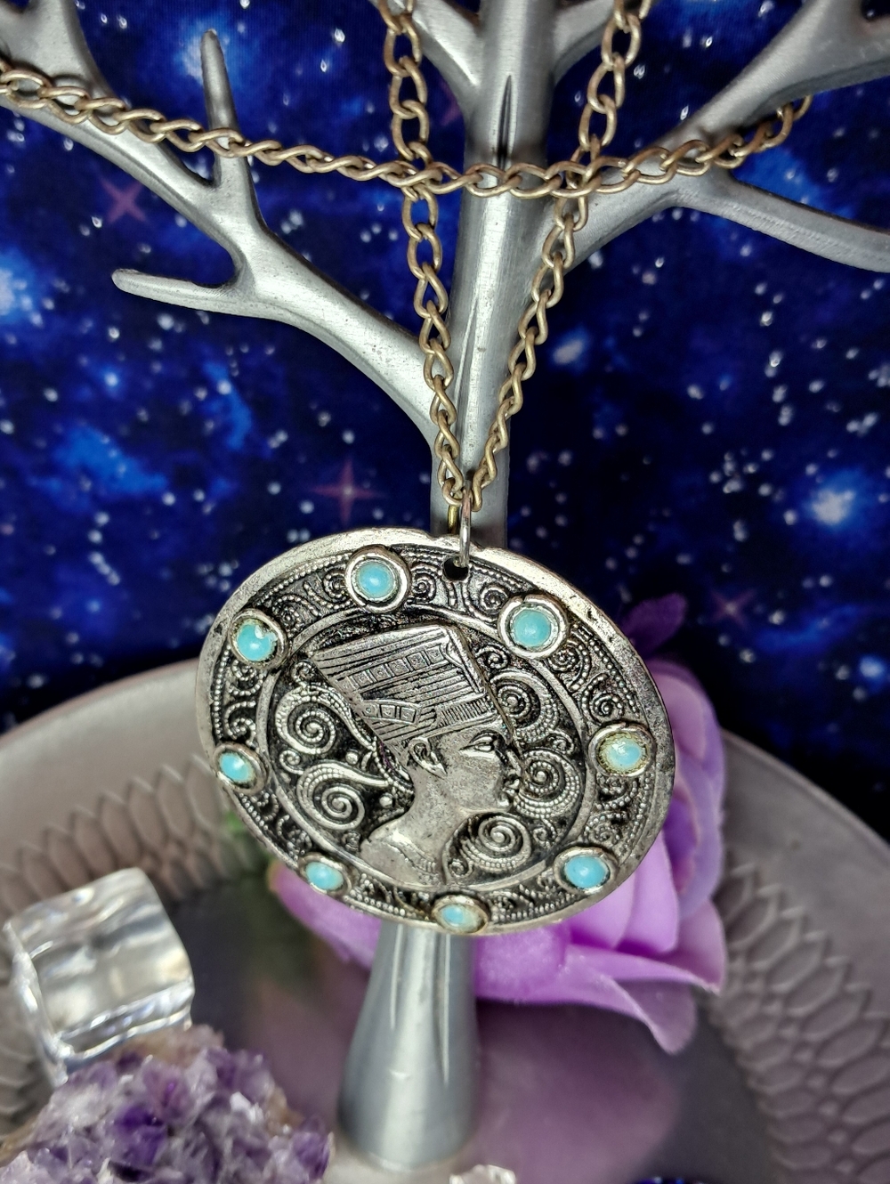 Regal Sarah Coventry Nefertiti Medallion Necklace (Silvertone)